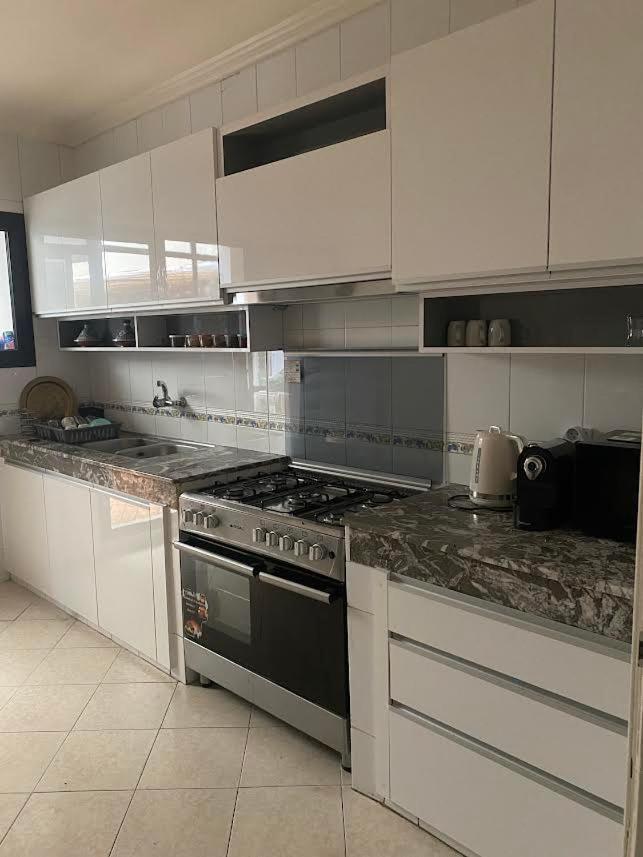Appartement Spacieux Et Agreable タンジェ エクステリア 写真